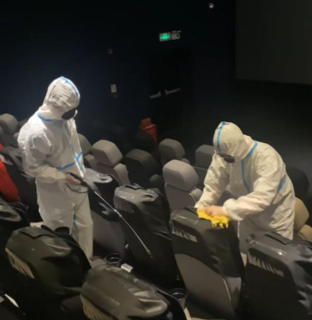 上布满白色虫卵当地影院回应不朽情缘平台女子发现座椅